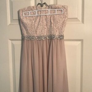 Sweetheart neck strapless dress